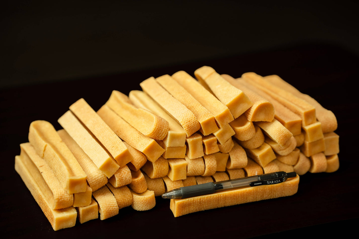 Large Yak Cheese Dog Chews