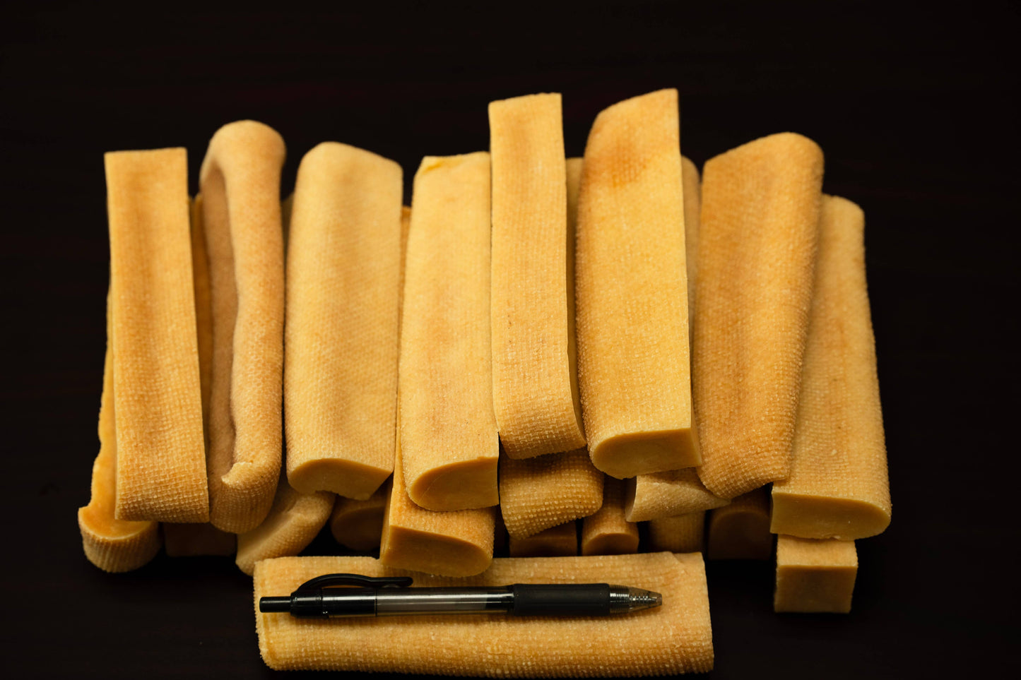 Large Yak Cheese Dog Chews